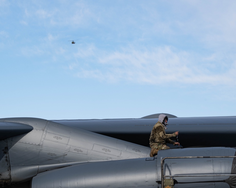 Minot AFB aircraft maintainers keep B-52s flying high