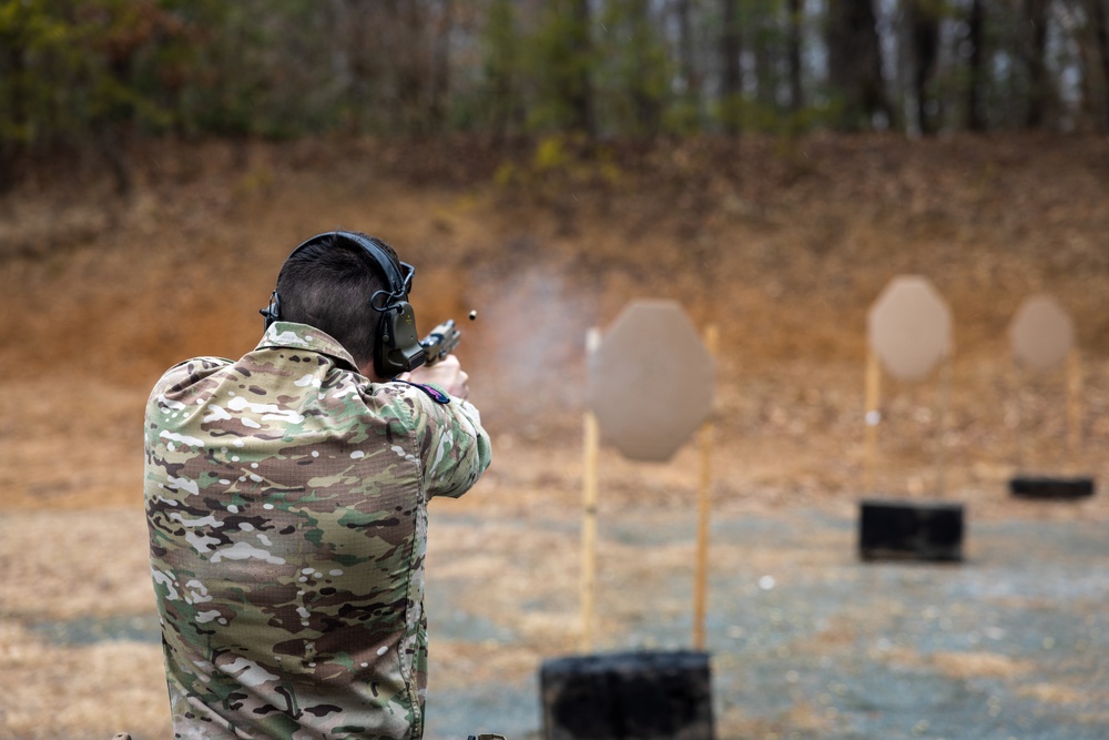 British Royal Marines conduct shooting drills with U.S. Marines during Operation Longshot