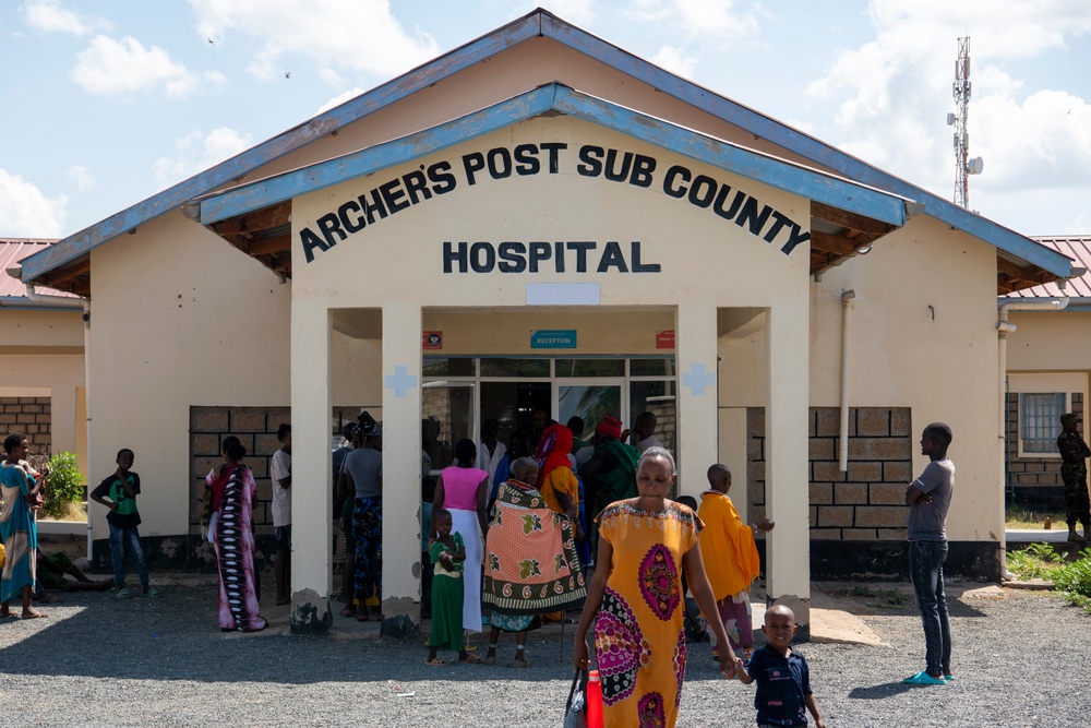 176th Soldiers, Kenya Defence Forces provide medical aid to local Kenyans