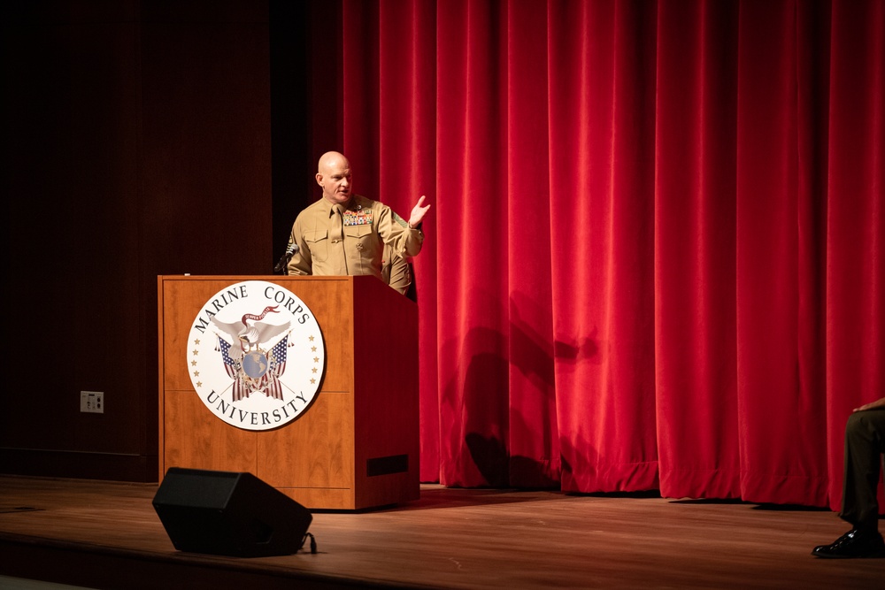 SEAC Delivers Address at Staff Noncommissioned Officer Academy Quantico