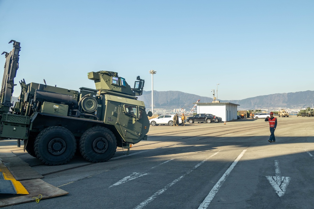 KMEP 24.1 | 3rd MLG conducts MPF offload from USNS Dahl