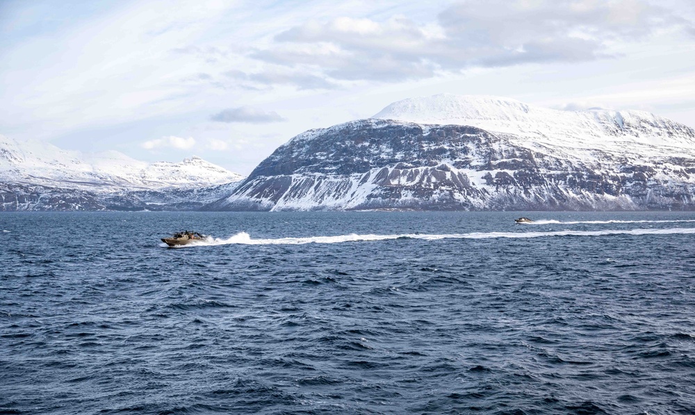 USS Gunston Hall conducts small boat operations with Le Bataillon de Fusiliers Marins (BFM) Détroyat and Swedish and Finnish Marines during Steadfast Defender 24