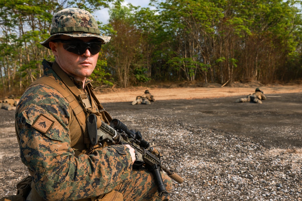 Royal Thai Marines Share Jungle Tactics with 15th MEU