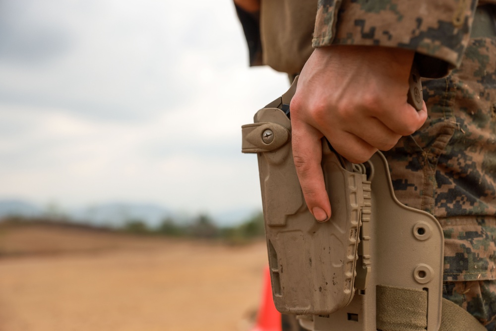 15th MEU and Royal Thai Marines Hold Combat Marksmanship Program