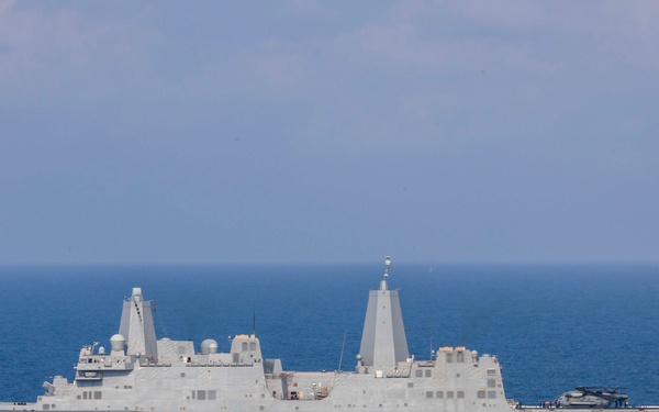 16th CAB Escorts RDML Christopher D. Stone and Conducts Deck Landing on USS Somerset (LPD-25)