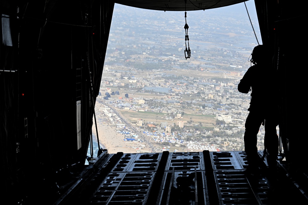 U.S. Air Force, Army airdrop 66 pallets of humanitarian aid to Gaza