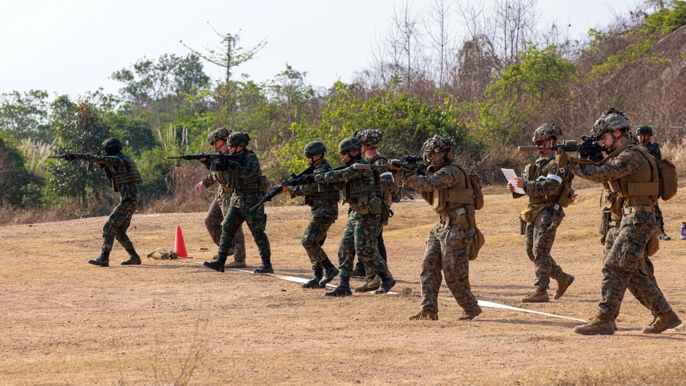 15th MEU, Royal Thai Marines Conduct Tables 3-6