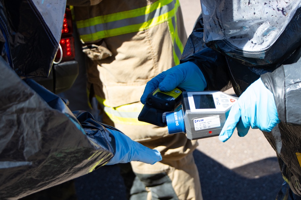 Arizona and New Mexico Civil Support Teams train with civil agencies