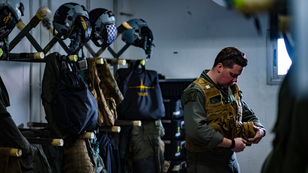 Wolf Pack joins international partners in honing amphibious assault defense tactics