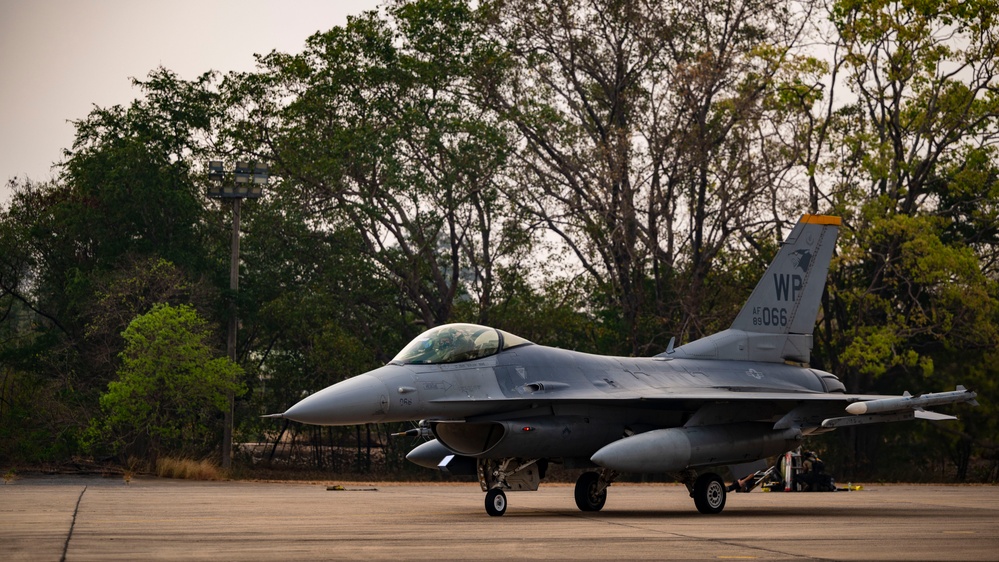 Wolf Pack joins international partners in honing amphibious assault defense tactics