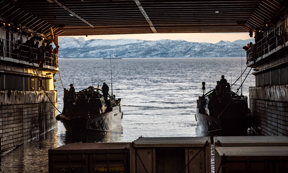 USS Gunston Hall conducts small boat operations with Le Bataillon de Fusiliers Marins (BFM) Détroyat and Swedish and Finnish Marines during Steadfast Defender 24