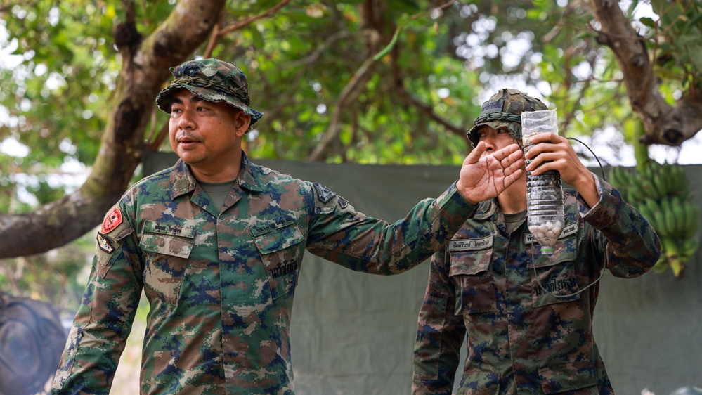 Royal Thai Marines Teach 15th MEU Marines About Jungle Survival