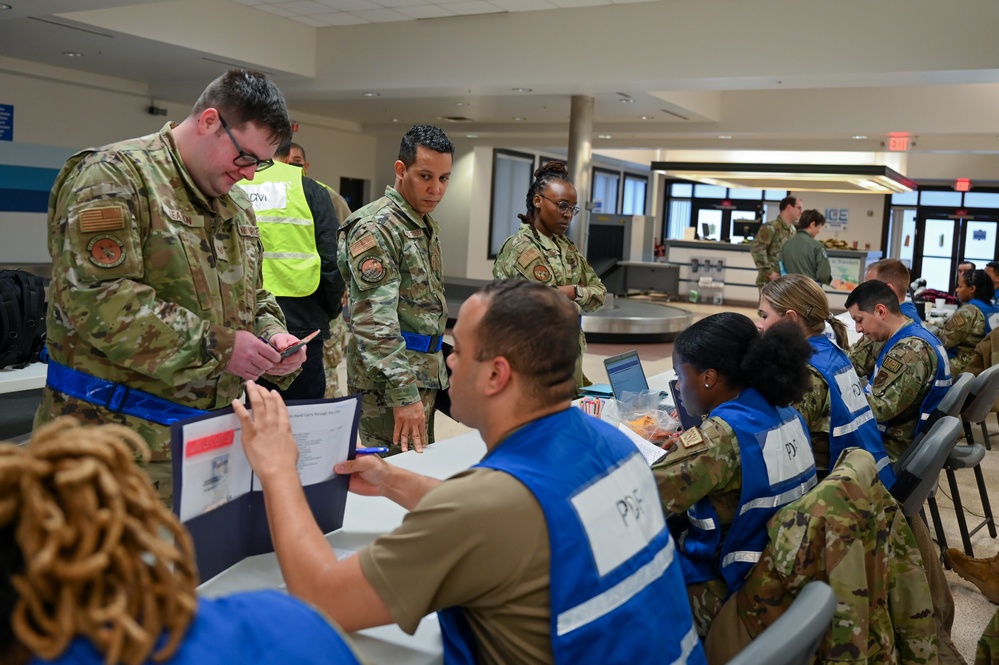 512th Airlift Wing participates in Aloha Liberty exercise (3 of 6)