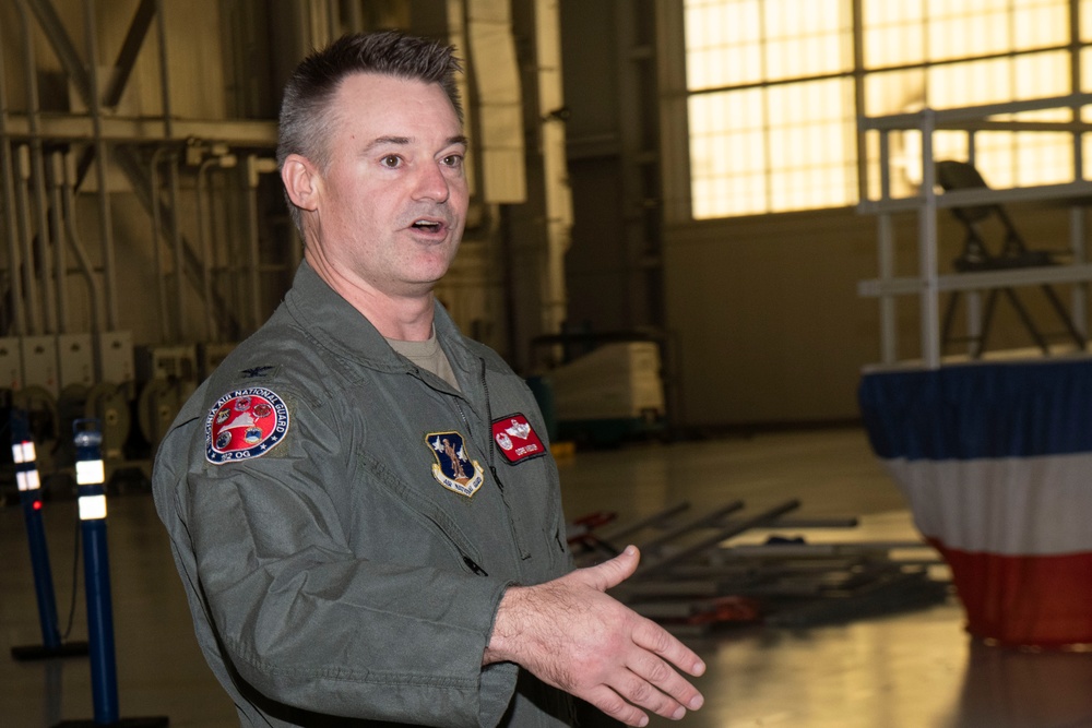 Newly promoted Col. Andrew Weidner takes oath of office