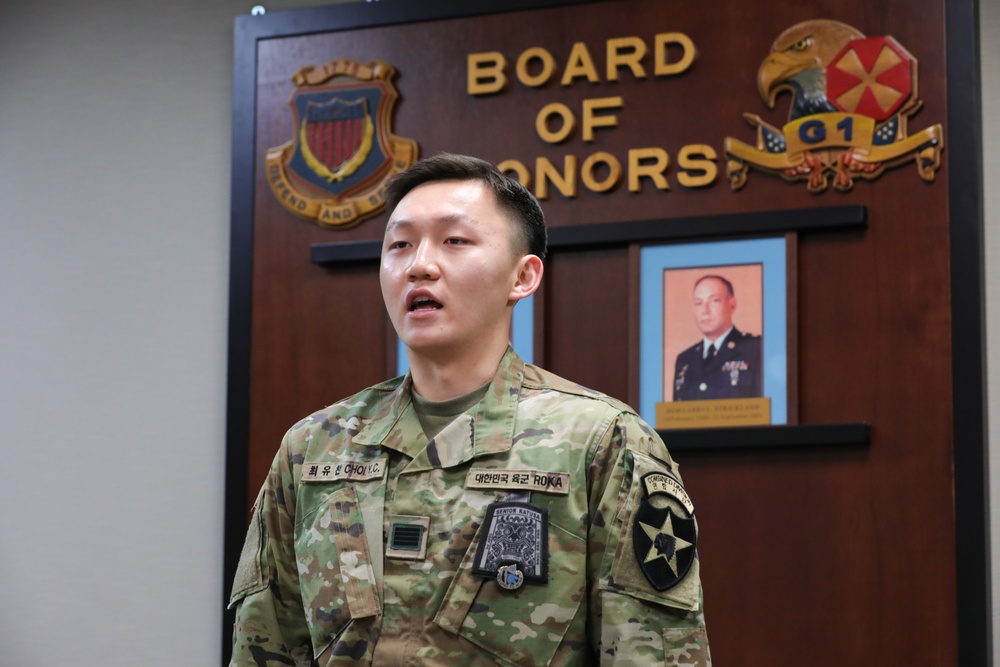 Gen. Paik Sun-yup Leadership Board