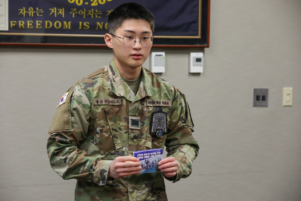 Gen. Paik Sun-yup Leadership Board