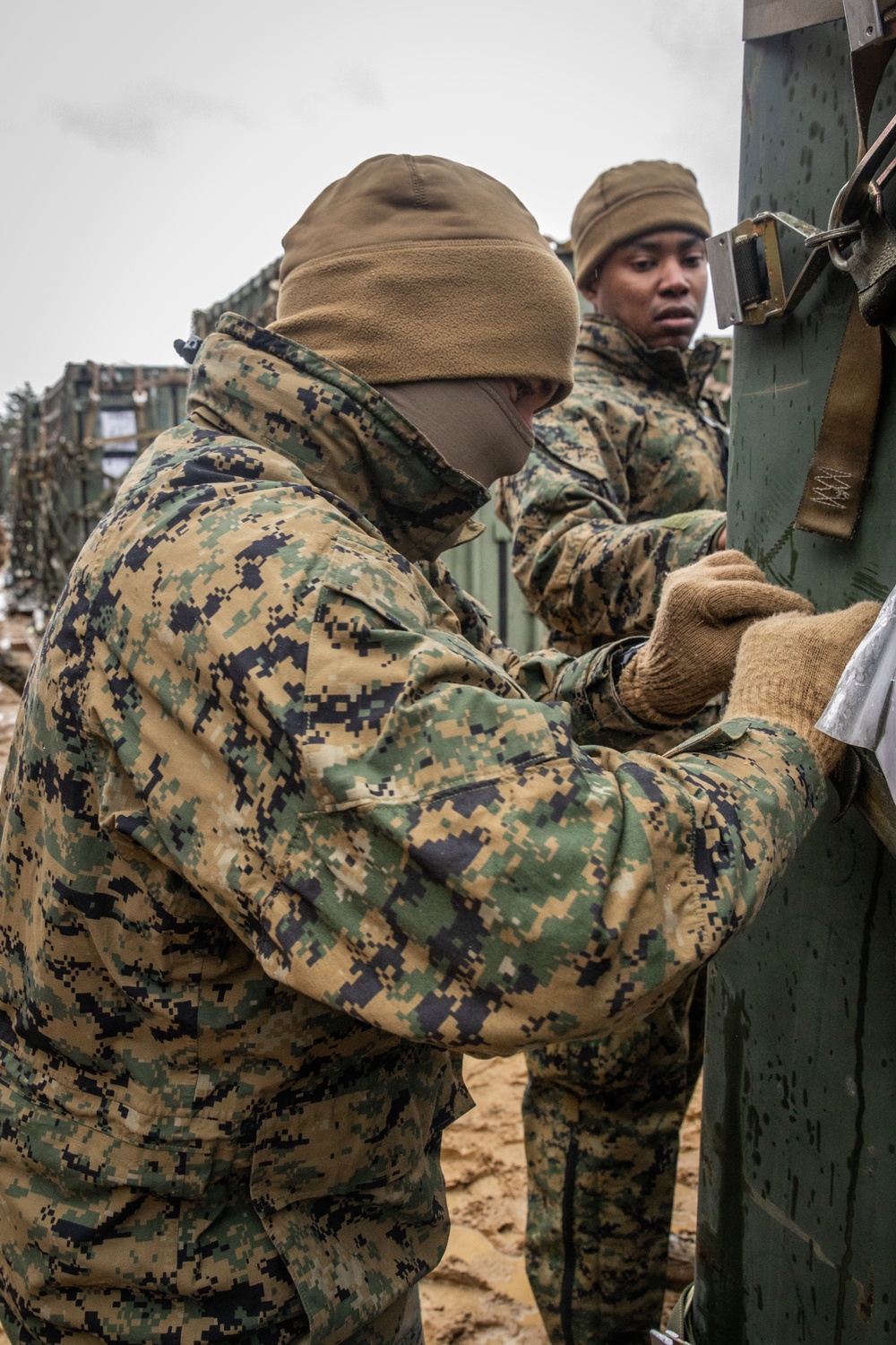 1st MARDIV Marines build command post for Freedom Shield 24