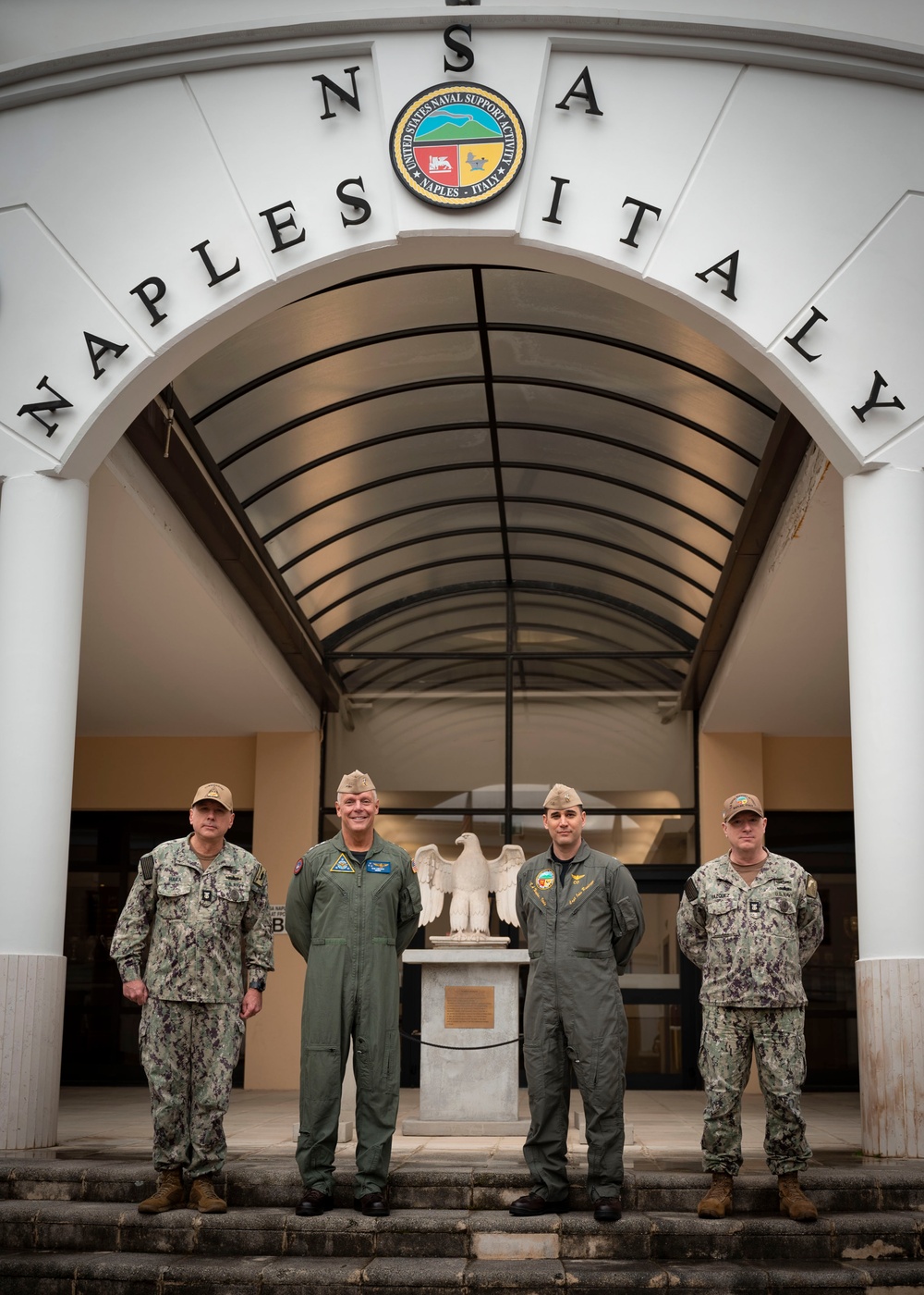 Commander, Naval Air Forces Visits Naval Support Activity Naples. Italy