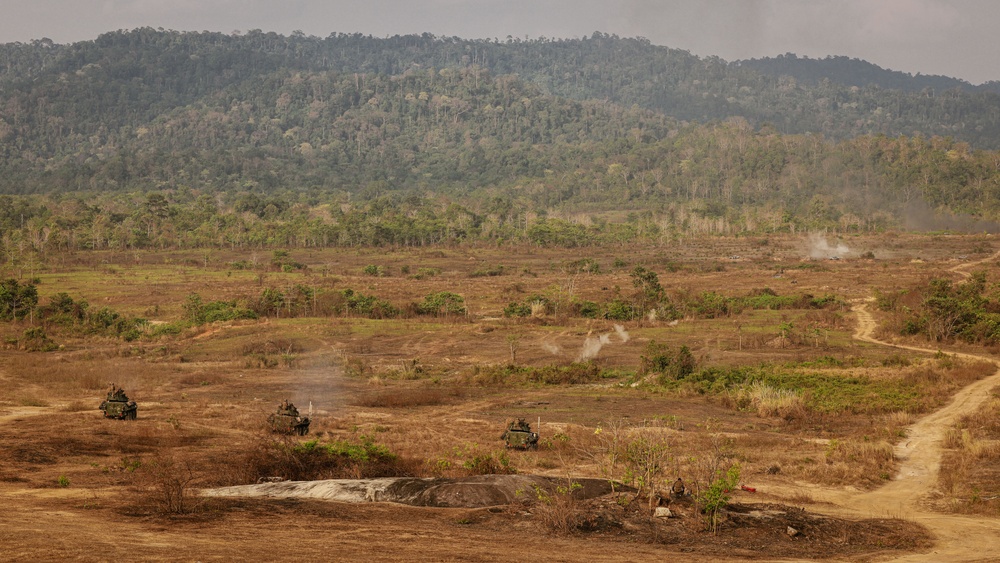 LAR Perform Crew-Served Weapons Package in Thailand