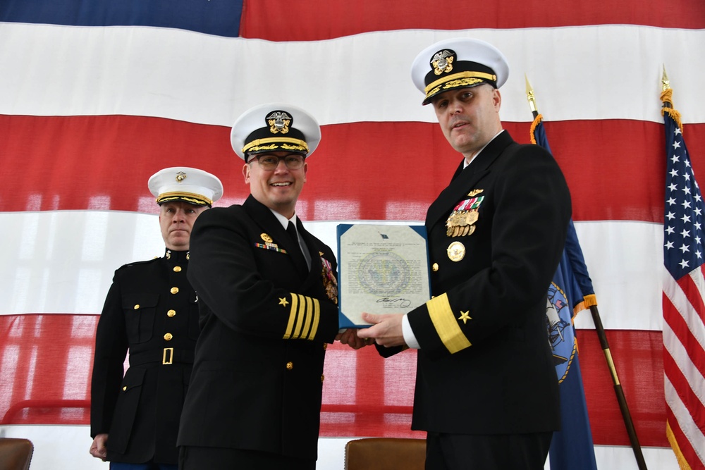 NAS Jacksonville Holds Change of Command Ceremony