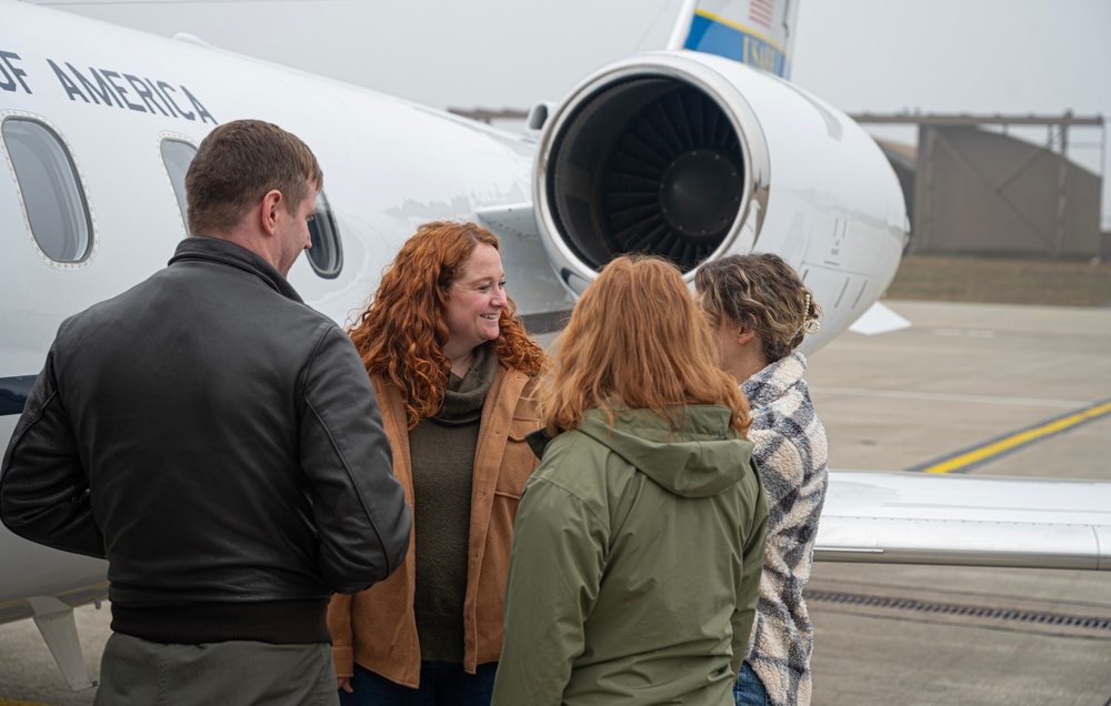 86th OG Spouse Tour provides look into Military Life, Mission