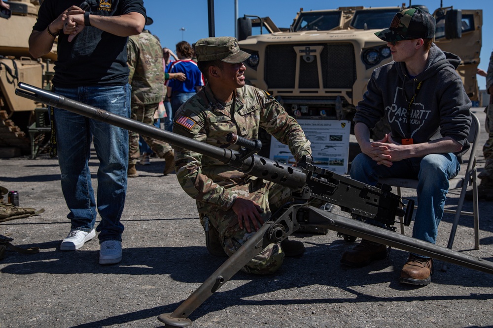 Burleson High School Visits Fort Cavazos During Meet Your Army Event
