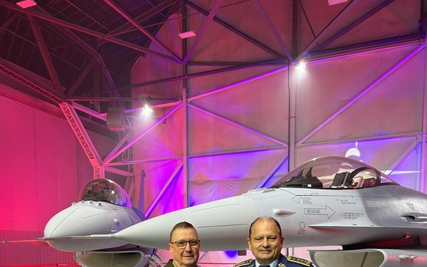 Indiana National Guard partner, Slovakia, gets F-16s  