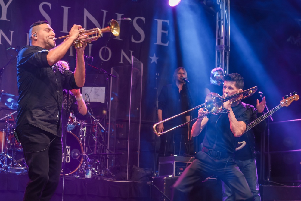 Lt. Dan Band performs at MCAS Beaufort