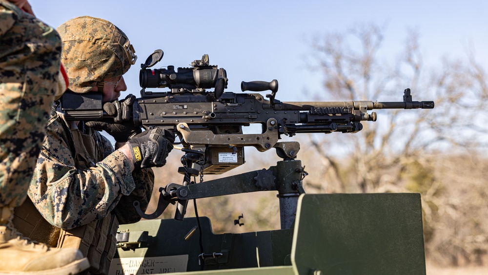 Marines with Anti-Tank Training Company, 2/24 conduct missile and machine gun range