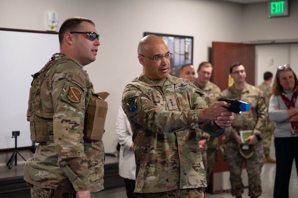 Lt. Gen. Miller visits SBD 1 for immersion tour