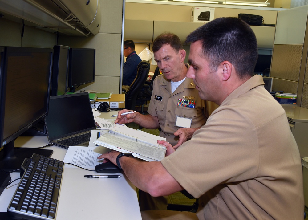 BUMED Medical Inspector General Team visits Naval Medical Research Unit San Antonio