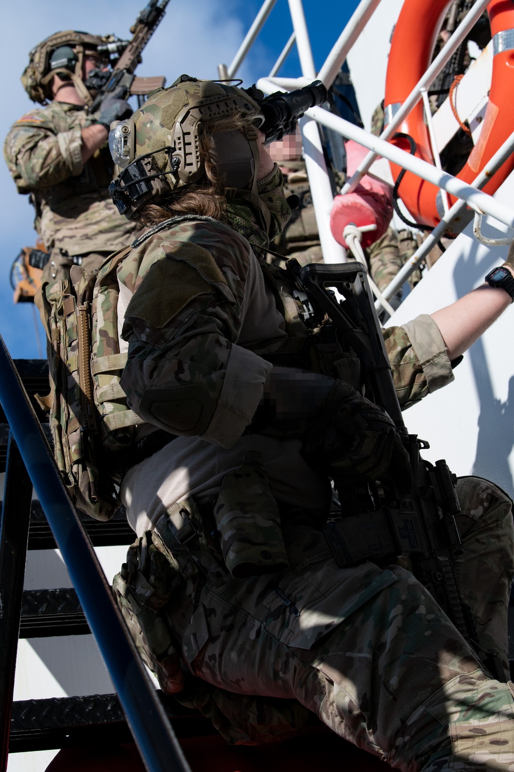 Navy SEALs, Green Berets, Norwegian Commandos Conduct Maritime Operations in Arctic