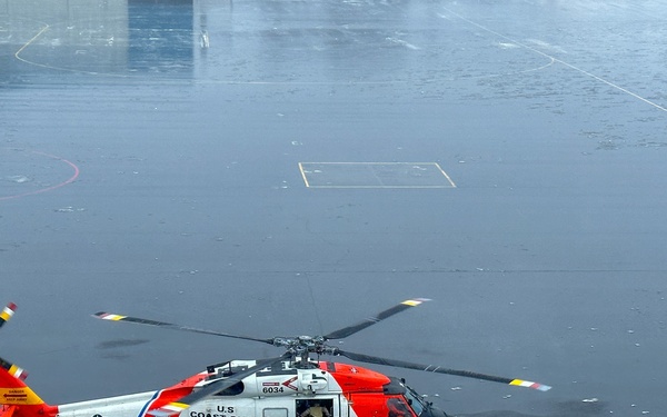 Navy SEALs, Green Berets Fast-Rope from Coast Guard Helicopter