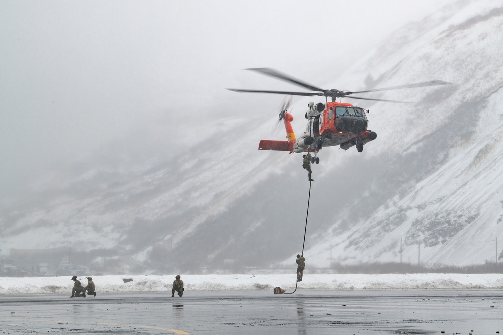 Navy SEALs, Green Berets Fast-Rope from Coast Guard Helicopter