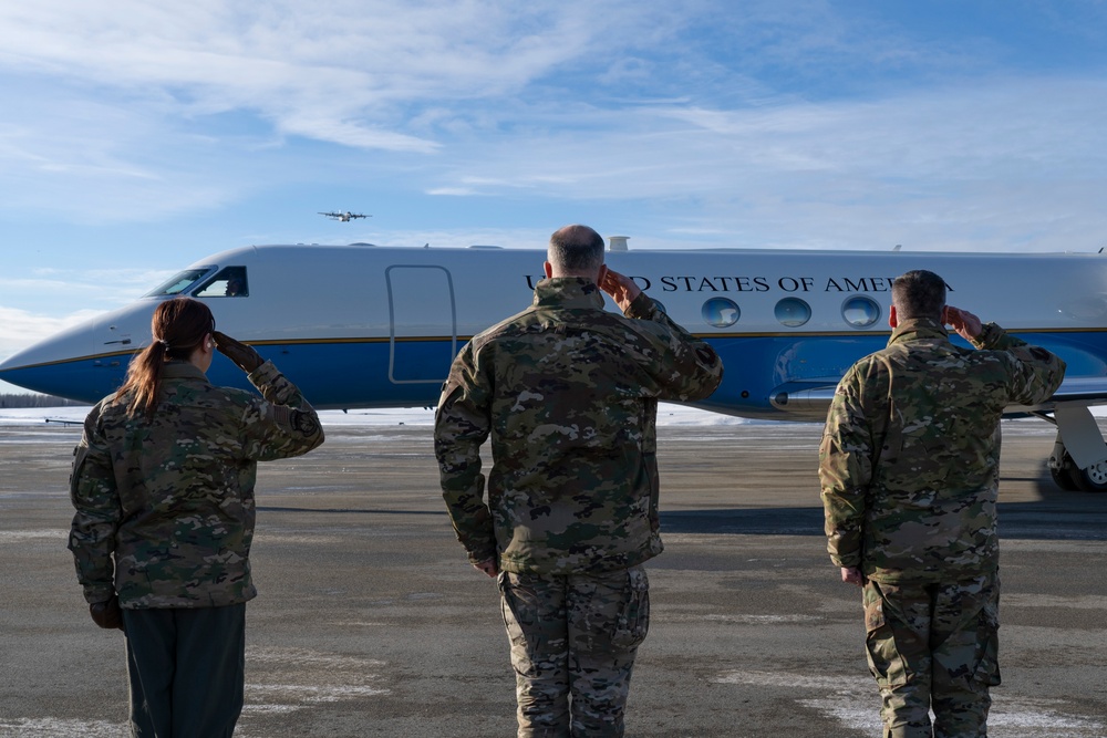 Gen. Schneider visits JBER for the first time as PACAF Commander