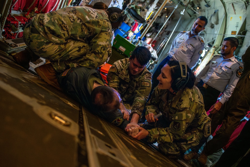 U.S. Air Force demonstrates aeromedical evacuation procedures with Bangladesh