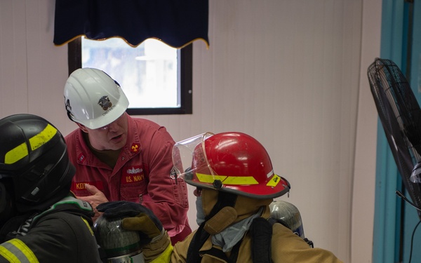 USS John C. Stennis (CVN 74) Fire Drill
