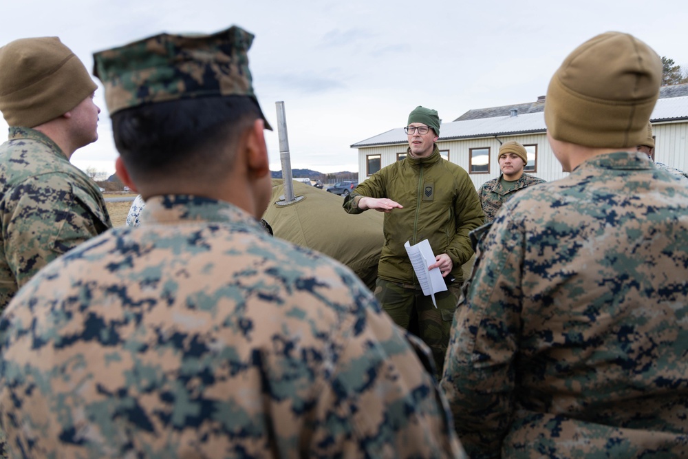Cold Weather Training: II MEF AAOG Marines and Norwegian Armed Forces during Exercise Northern Winter