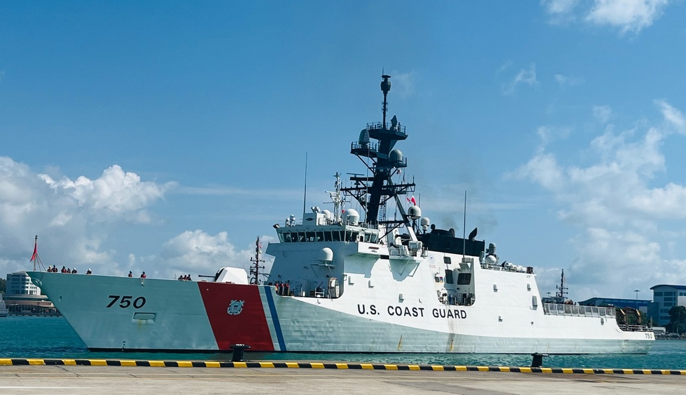 U.S. Coast Guard Cutter Bertholf arrives in Singapore