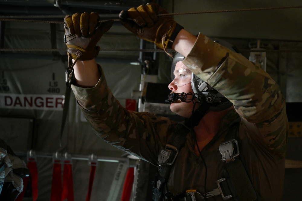 Airmen, Soldiers load AFCENT C-130s with humanitarian aid bound for Gaza