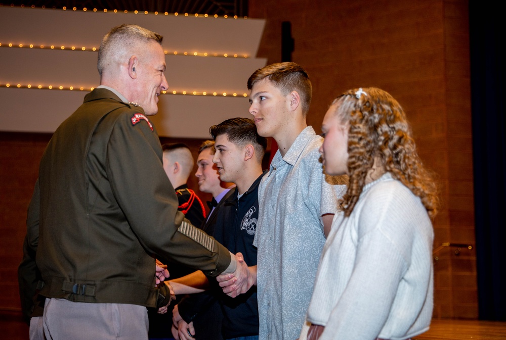 DVIDS Images Ivy Leaders Visit With FountainFort Carson Students