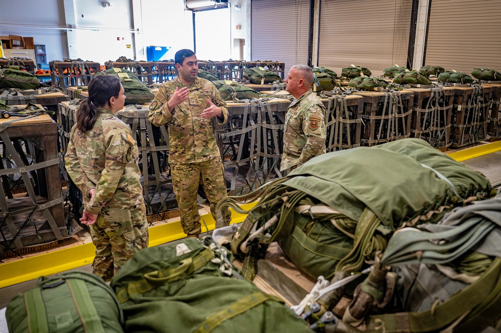 Chief Master Sgt. Justin Apticar visits Kirtland