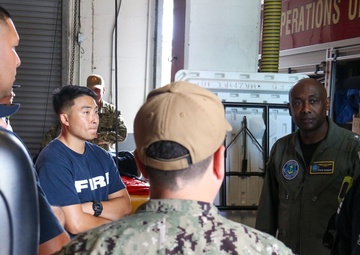 Rear Adm. Barnett meets with Navy Federal Fire Department firefighters