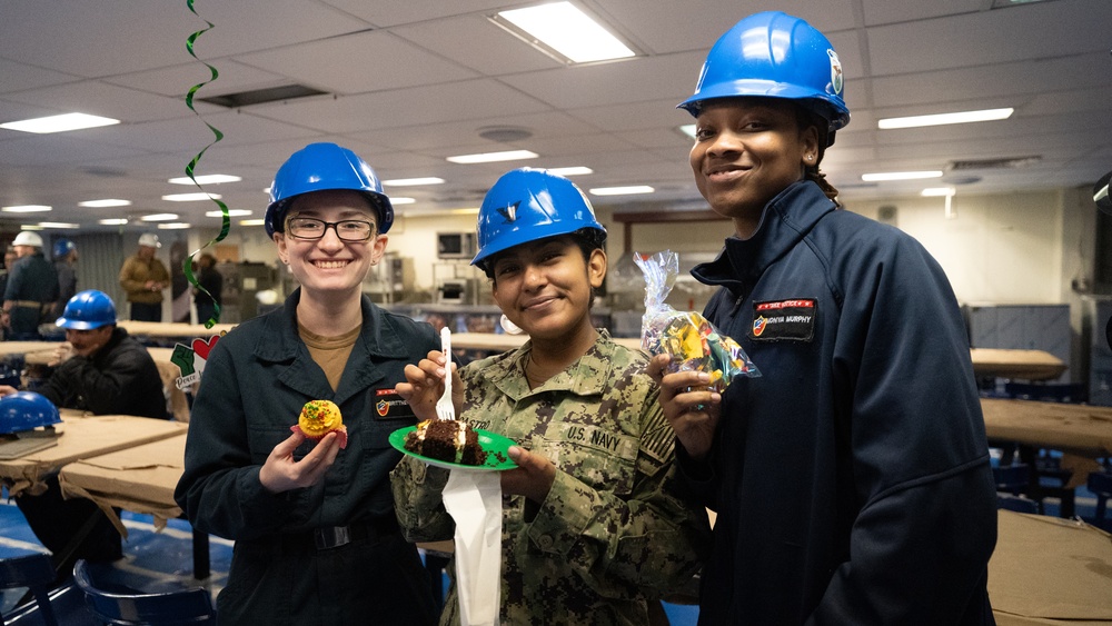 USS Essex In-Port Operations