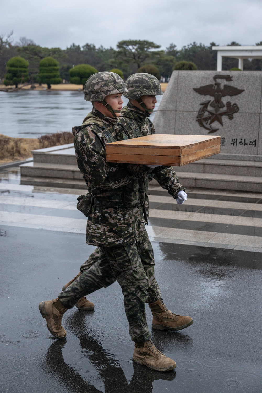 1st MARDIV Marines participate in evening colors with ROK marines