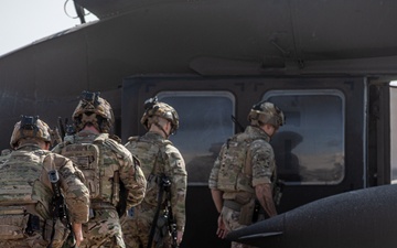 UH-60 Blackhawk Loading