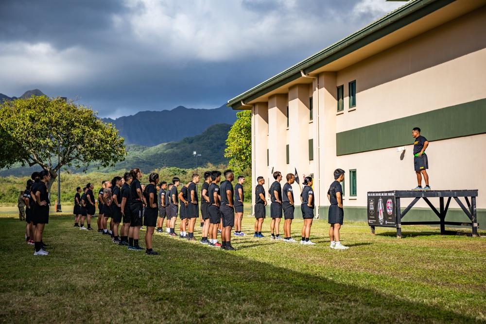 Hawaii's Future Soldiers Take Flight in Hawaii Army National Guard Recruit and Sustainment Program (RSP)