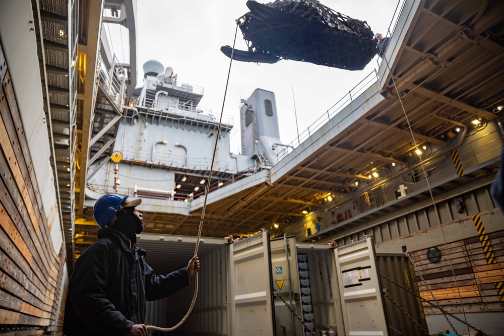 USS Gunston Hall conducts crane operations in support of Steadfast Defender 24