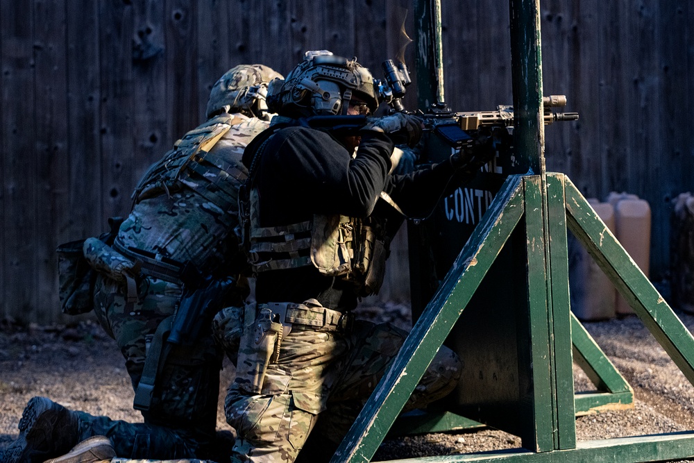 DVIDS - Images - Combat Marksmanship Training [Image 5 of 14]