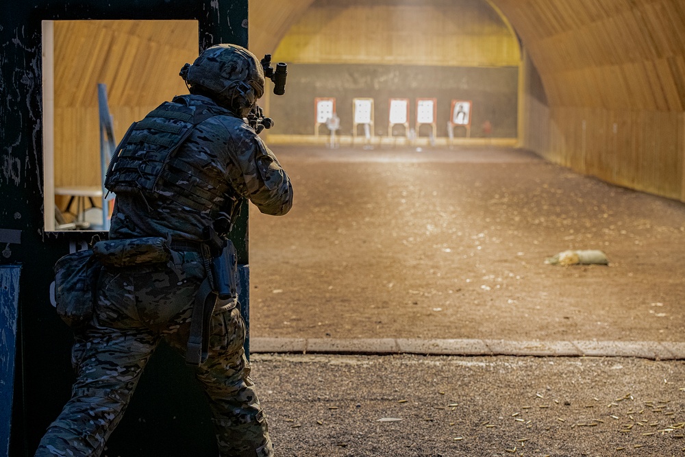 DVIDS - Images - Combat Marksmanship Training [Image 7 of 14]